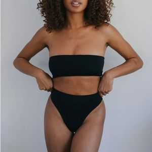 437 aubrey II bottoms black